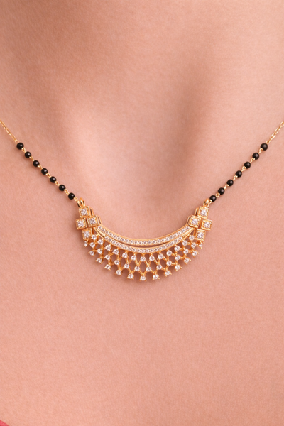 Suhana Curve Mangalsutra