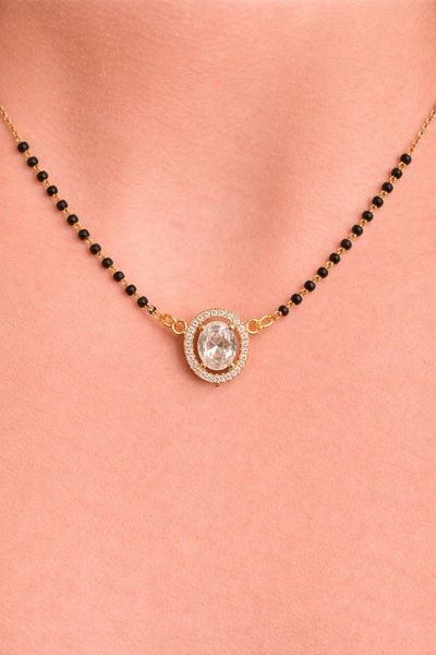 Nayra Oval Mangalsutra