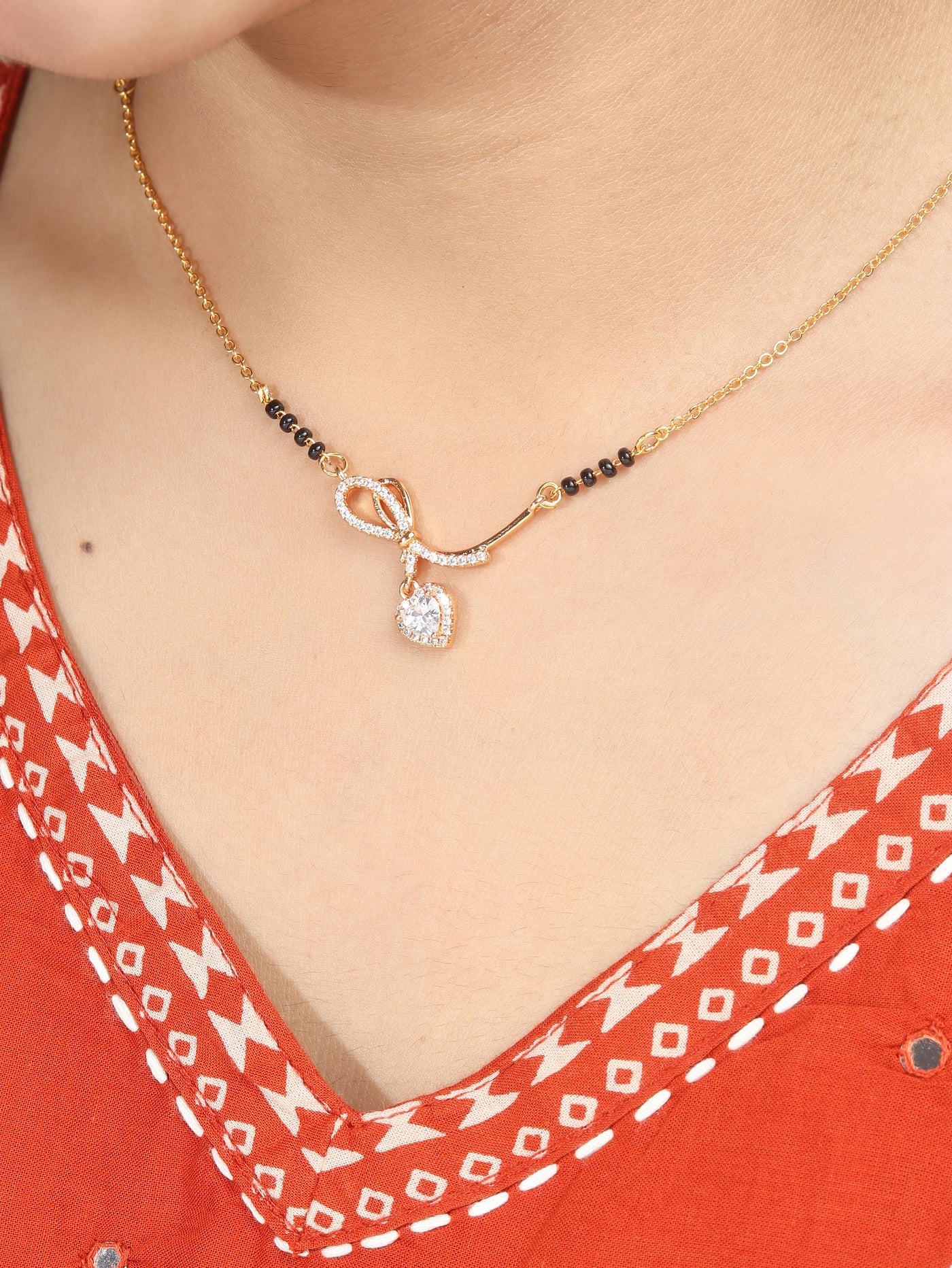 Crystal fringe mangalsutra